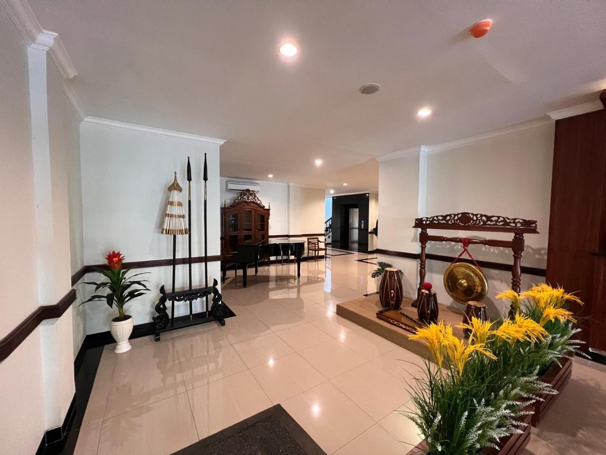Le Semar Hotel Karawaci Dahung Exterior foto